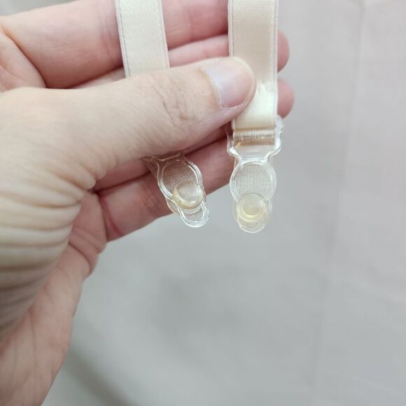 Christian Dior Intimates Vintage White Lace Garter with Straps One Size - Picture 5 of 8